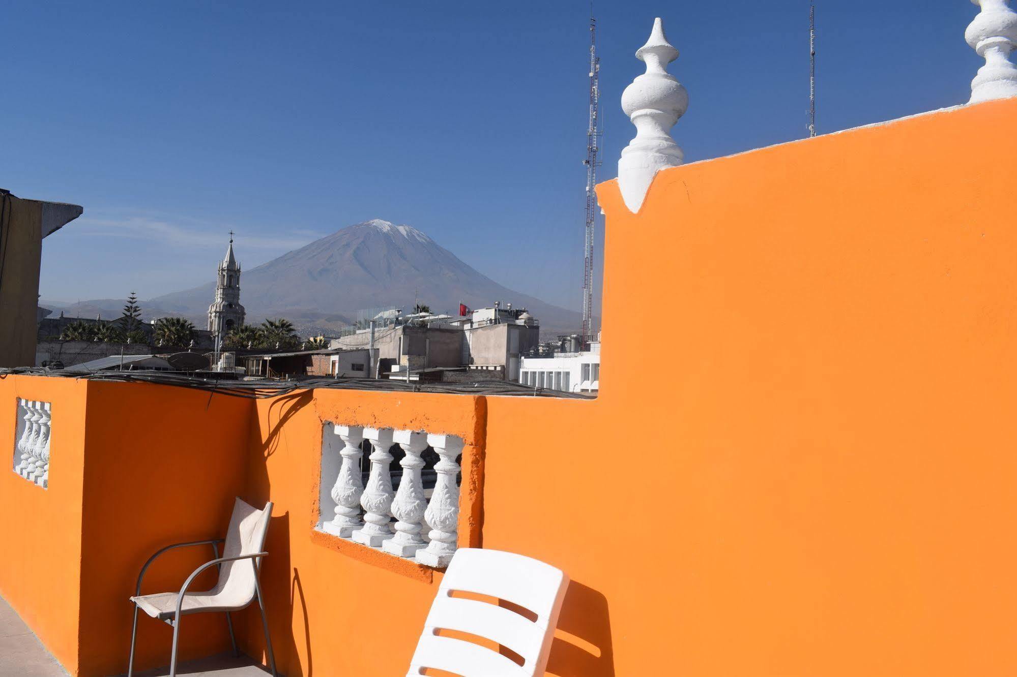 Mango Hostel B&B Arequipa Buitenkant foto